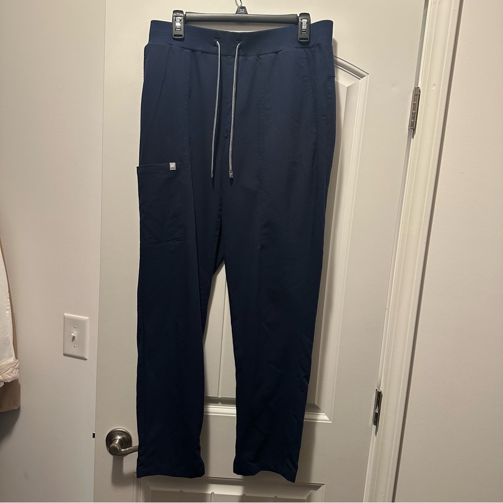 Fabletics Ion Navy Scrub Pants